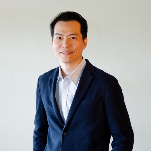 Dr. Peerapon Siripongwutikorn